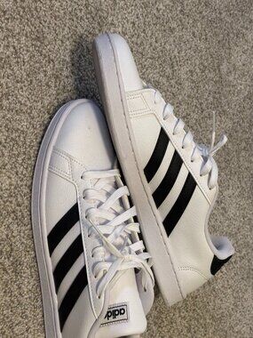 adidas gazelle silver green womens Big Kids adidas NMD_R1 Shoes Olive Strata HQ1652